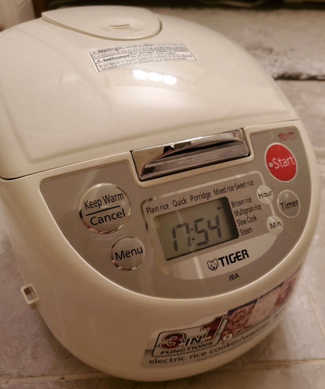 Tiger Rice Cooker - 3 in 1 Function in Microwaves & Cookers in Delta/Surrey/Langley