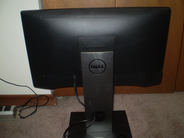 DELL 22" LED HD MONITOR / P-2217H / HDMI / No Issues / Vibrant in Monitors in Thunder Bay - Image 3