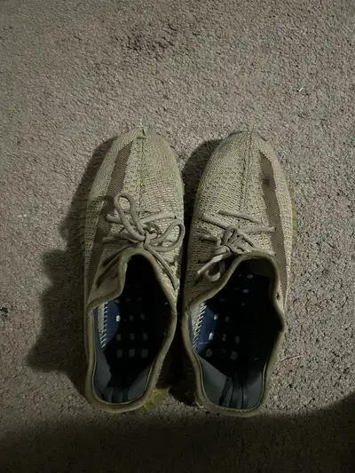Adidas Yeezy Boost 350 V2, View more