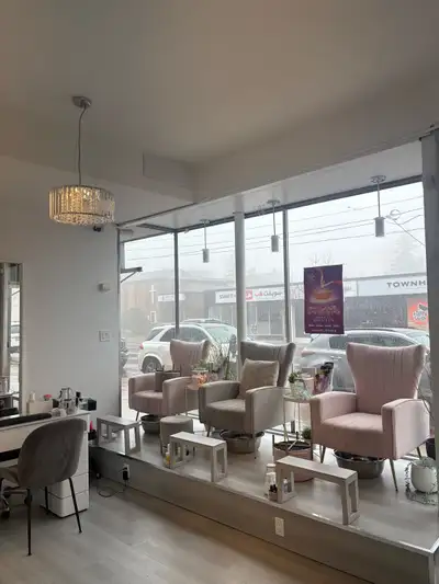 lip filler/botox / microneedling / prp, View more