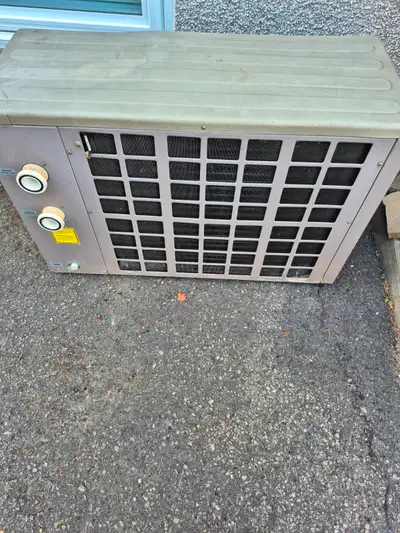 Thermopompe piscine trevimium  2009    52 000 BTU cadran changer, View more