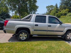 2005 Chevrolet Avalanche Z71
