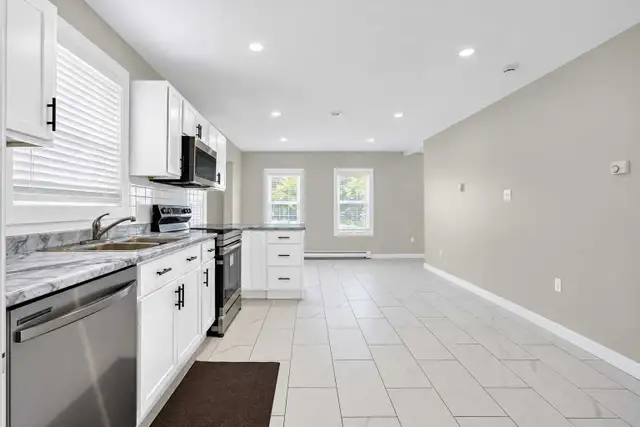 rent apartment in Long Term Rentals in Saint John - Image 8