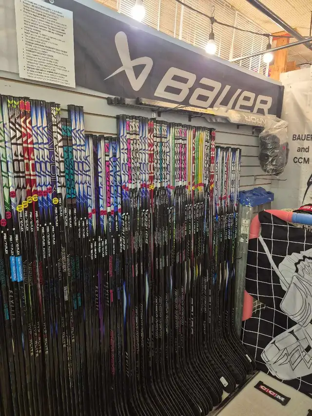 MARCH MADNESS SALE on ALL BAUER and CCM HOCKEY STICKS in Hockey in Mississauga / Peel Region - Image 4
