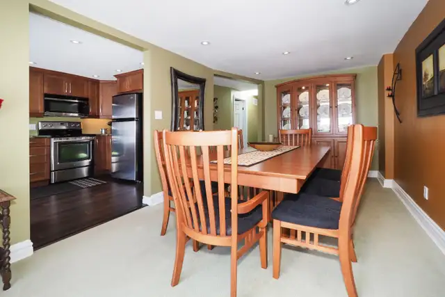 2 bedroom apartment, Atwood, available immediately