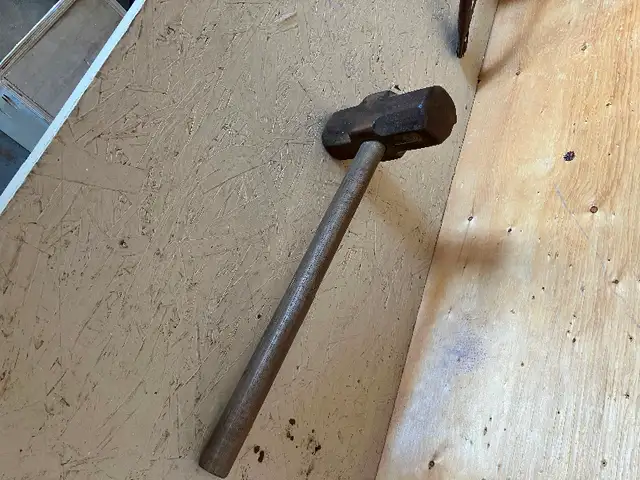 Sledge hammer512633962486179841