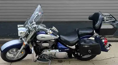 2008 Suzuki Boulavard C50T with 54314km. Excellent shape. New front a rear Michelin Commander tires...