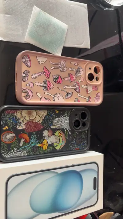 Only year and half old 3 cases and new screen protector and back lens protection