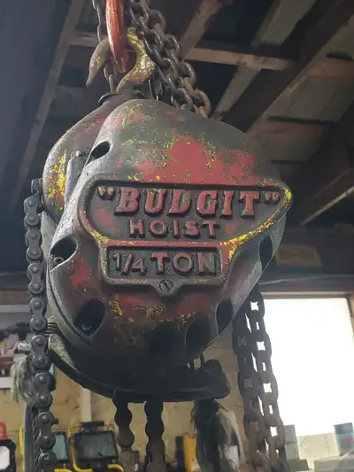 Electric 1/4 ton chainhoist, View more