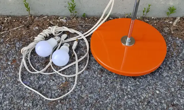Orange chrome Cdn mcm metal floor lamp 2 adjust lights Lyskaer in Indoor Lighting & Fans in Ottawa - Image 7