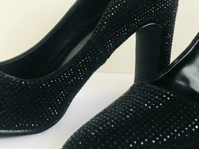 Black High Heels Sparking Shoes Women Pointed-toes Pump in Women's - Shoes in City of Toronto - Image 3