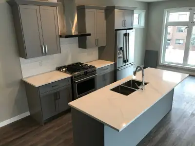 European style frameless kitchen cabinets Warehouse direct sale! All kitchen and bathroom cabinets a...