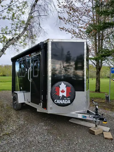 Je vends ma remorque habitable presque neuve, idéale pour des aventures confortables sur la route. E...