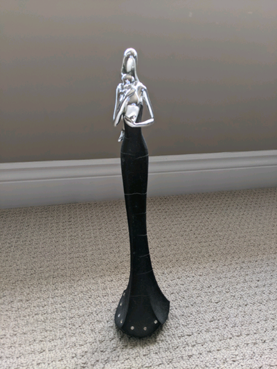 Art decor : mother and child figure, View more