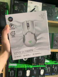 Razer Viper Ultimate Wireless Gaming Mouse & RGB Charging Dock!