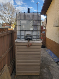 Water storage tank and under storage shed