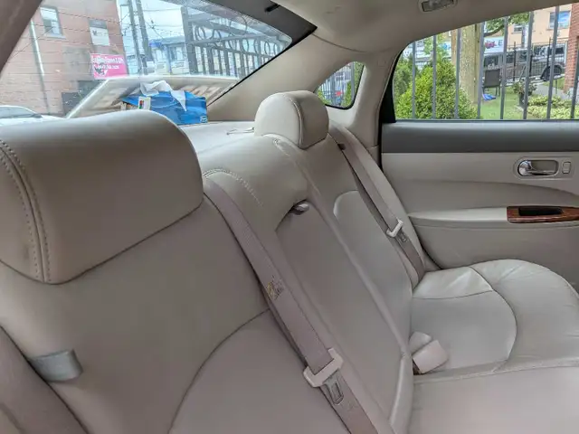 Buick Allure 2006560645545573099526
