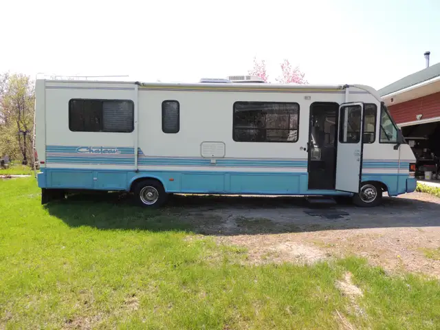 Motorisé classe A 31 pieds 1993 9500$ neg. in RVs & Motorhomes in Trois-Rivières - Image 4