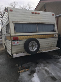1972 16 foot camper trailer - come view this sat/sun 
