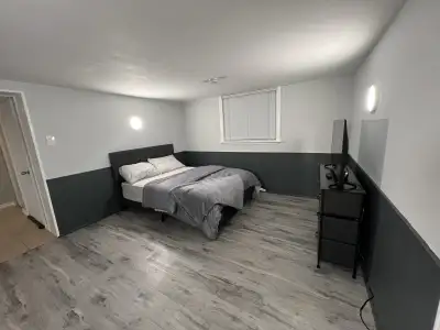 STUDIO APARTMENT FOR RENT $1,200 / Month + Utilities 4 km from Fanshawe College, London, Ontario. 6...