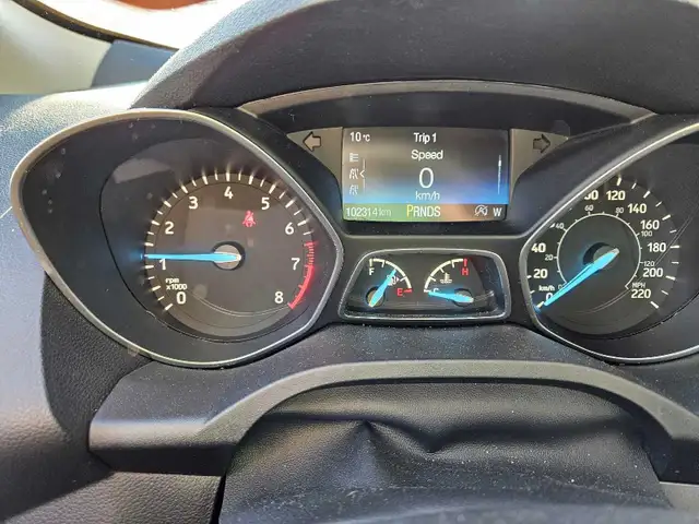 2017 Ford escape SE in Cars & Trucks in Grand Bend - Image 10