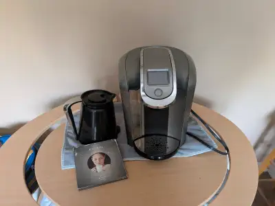 Keurig 2.0 Coffee Maker with Pot and Manual