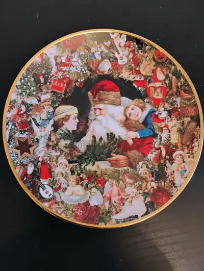 Classic Christmas wall plate, View more