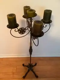 FLOOR CANDLE HOLDER