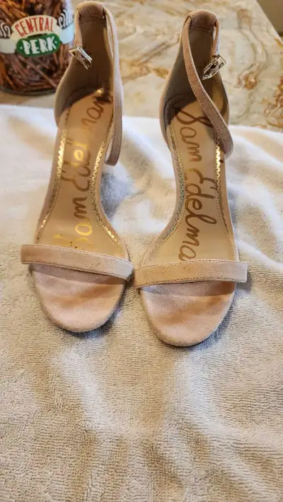 Ladies used shoes Sam Edelman size 7, View more