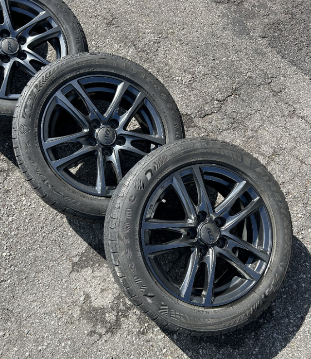 4 Volkswagen wheels mags jantes with 205/55/16 tires in Tires & Rims in Longueuil / South Shore - Image 3