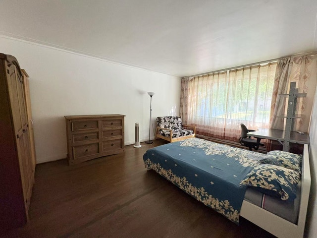 Spacious and furnished bedroom sharing for Girls — photo 3