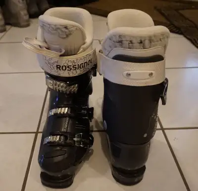 Downhill Boots Rossignol Size 24.5, View more