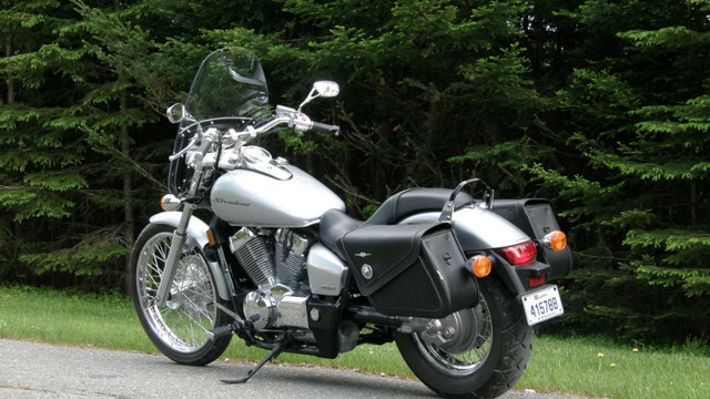 Moto Honda Shadow Spirit 750 cc dans Routières  à Rimouski / Bas-St-Laurent