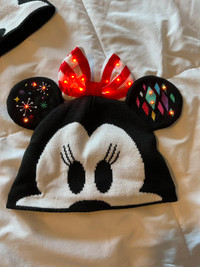 Disney Minnie Mouse Light-Up Knit Holiday Ear Hat