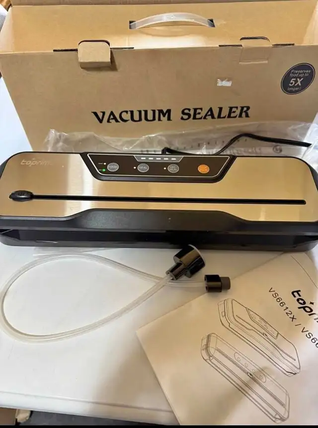 Food Vacuum Sealer | food preserver in Microwaves & Cookers in Oakville / Halton Region - Image 2