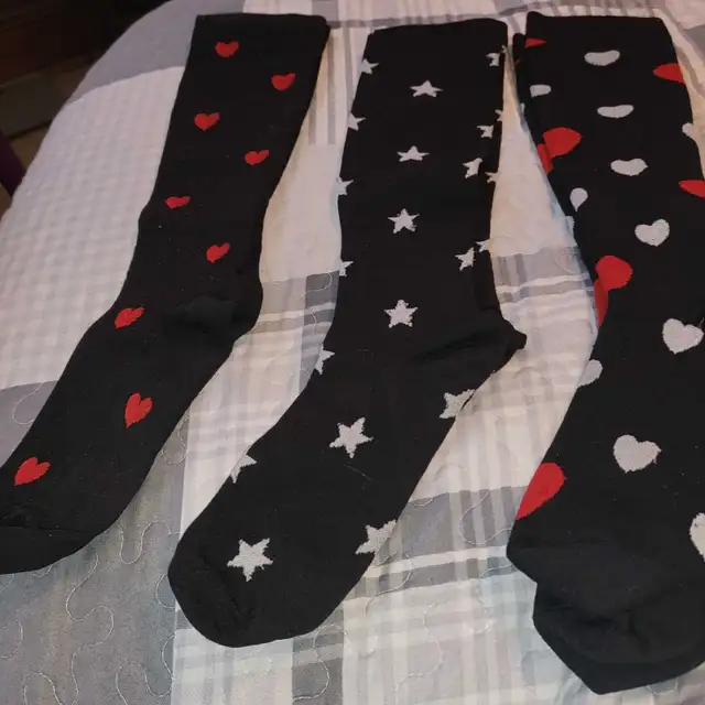 Compression socks. in Health & Special Needs in Owen Sound - Image 2
