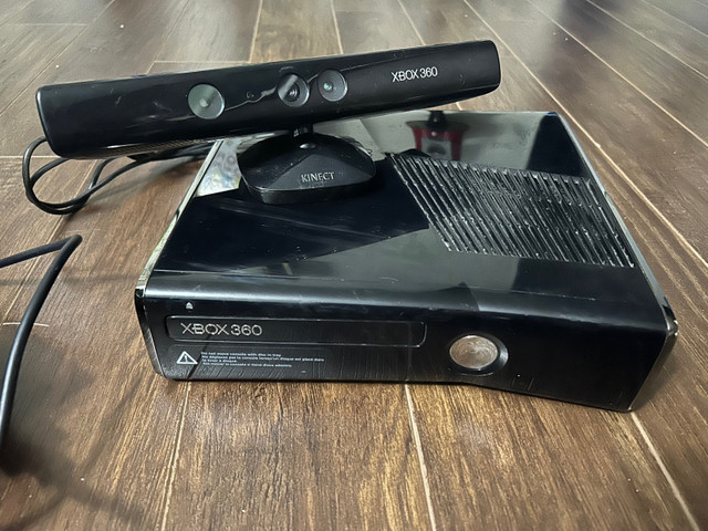 Xbox 360 with Kinect in XBOX 360 in Saskatoon - Image 2