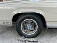 80-91 Ford LTD / Crown Victoria Center Caps for 15" Turbine Rims