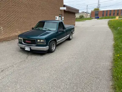 1998 GMC SIERRA SHORT BOX In good shape with 4.3 liter V6 $7500 or best offer