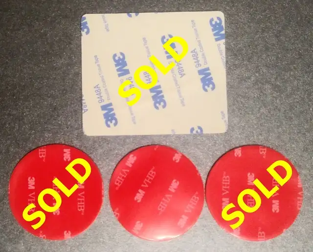 BRAND NEW - 3M Round Adhesive Sticky Sheet (5cm)