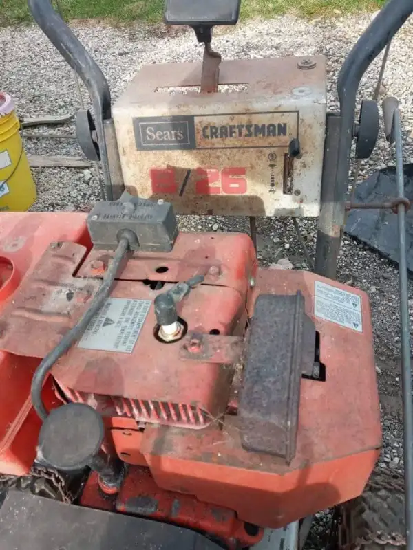 Snowblower Needs Repair in Snowblowers in Windsor Region - Image 2
