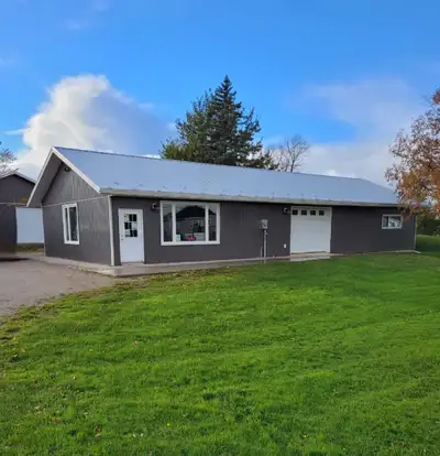 2100 sqft commercial building for rent. Currently setup as retail front with storage/workshop. Prime...