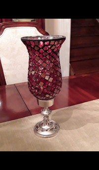 CANDLE HOLDER/VASE MOSAIC GLASS WITH FOOTED SILVERPLATE BASE
