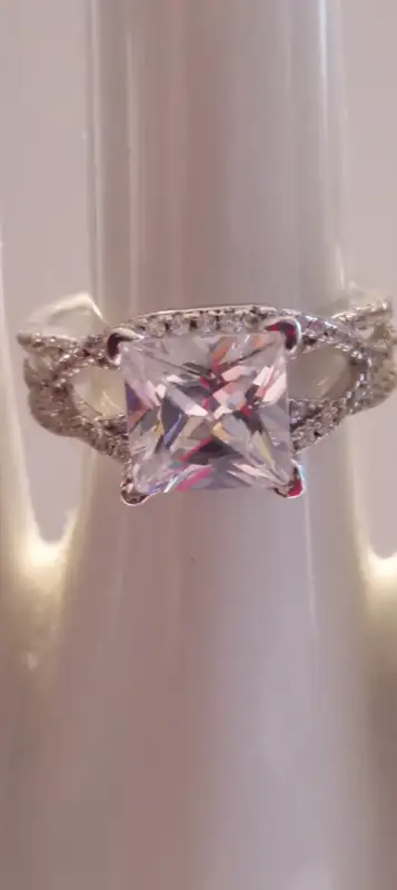 925 STERLING SILVER RING, View more