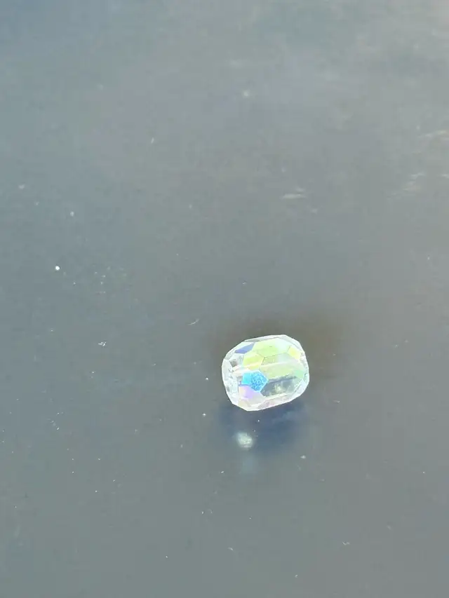 plastic bead found in the river569698538939361283