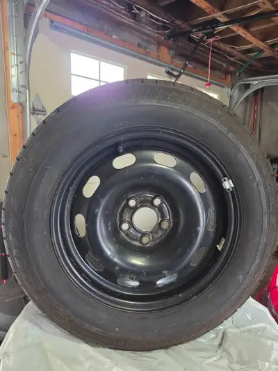 Brand new sum.er tire M+S19565R 15"