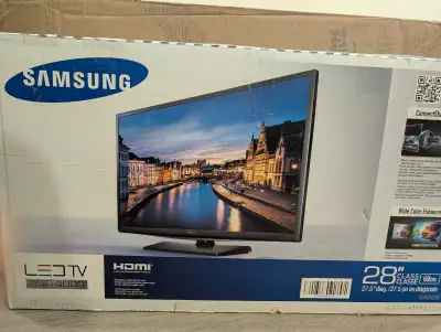 * not a smart tv* Samsung 28" tv for sale, View more