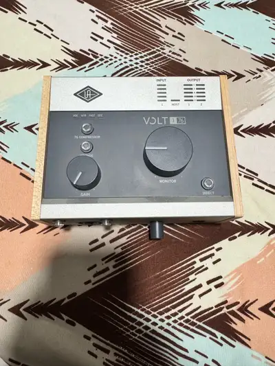 Selling my Universal Audio Volt 176 audio interface. It’s in excellent working condition and has bee...