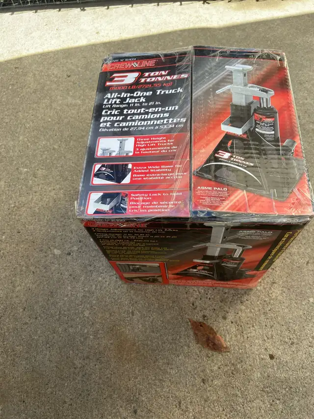 Crew Line 3 Ton All-In-One Truck Lift Jack Brand New in Tires & Rims in Edmonton - Image 3