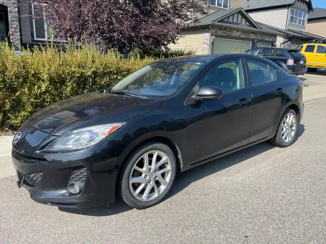 2012 Mazda 3 GT543426405603758081
